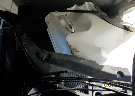 2017 Toyota Highlander Se z USA, uszkodzony, nr VIN 5TDJZRFH0HS389419